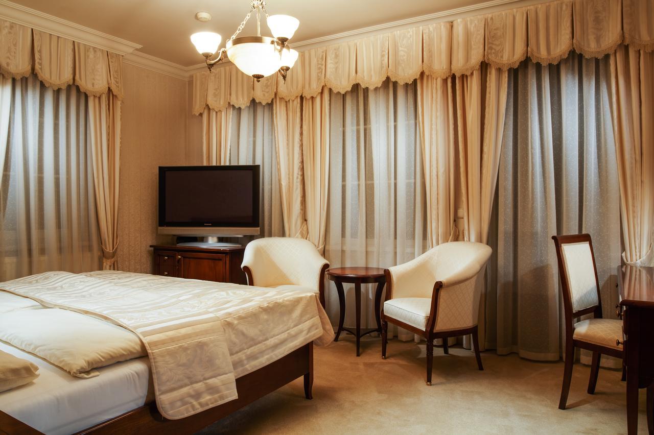Lazensky Hotel Moskevsky Dvur Карлові Вари Екстер'єр фото