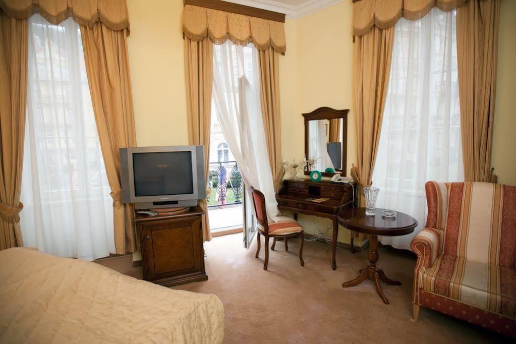 Lazensky Hotel Moskevsky Dvur Карлові Вари Екстер'єр фото