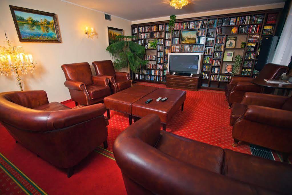 Lazensky Hotel Moskevsky Dvur Карлові Вари Екстер'єр фото